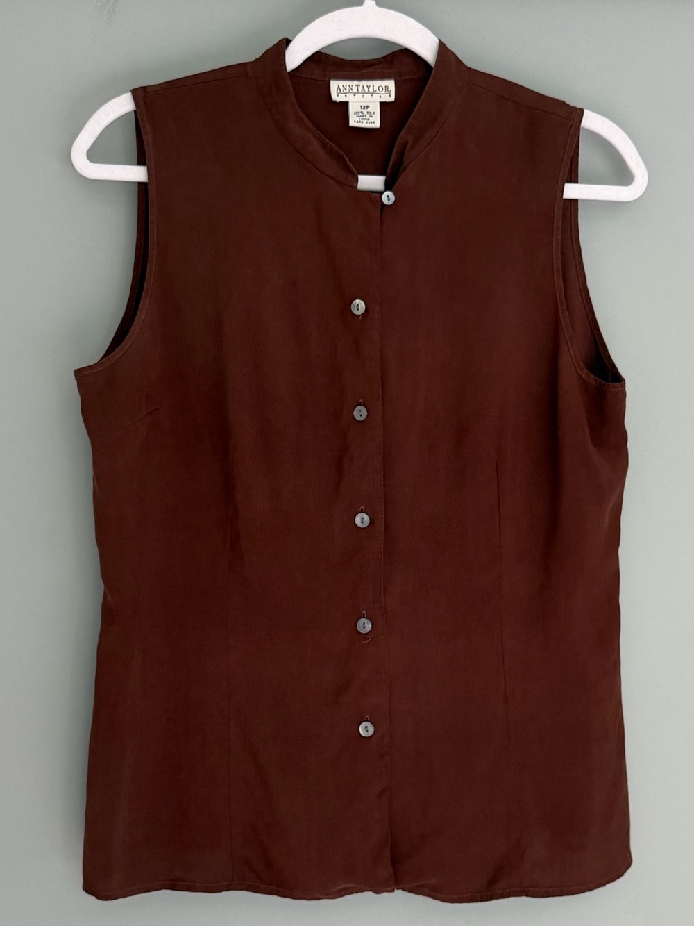 Ann Taylor 100% Silk Chocolate Brown Button Front Sleeveless Blouse Top